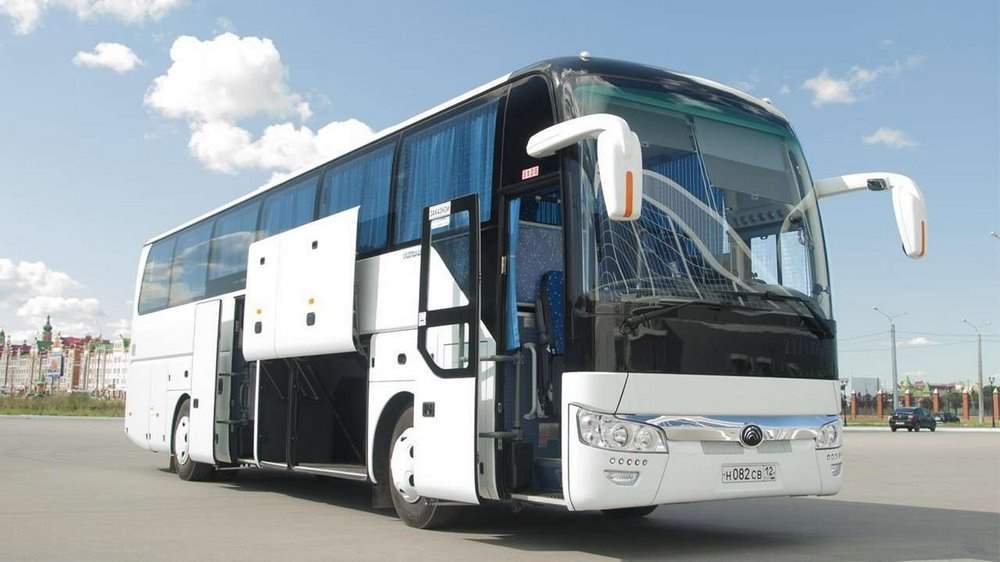 Белый автобус Yutong ZK6122H9