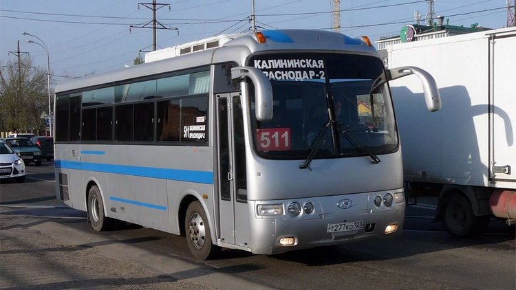 Автобус hyundai aero town