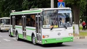 Передняя часть автобуса ЛиАЗ-5256-01