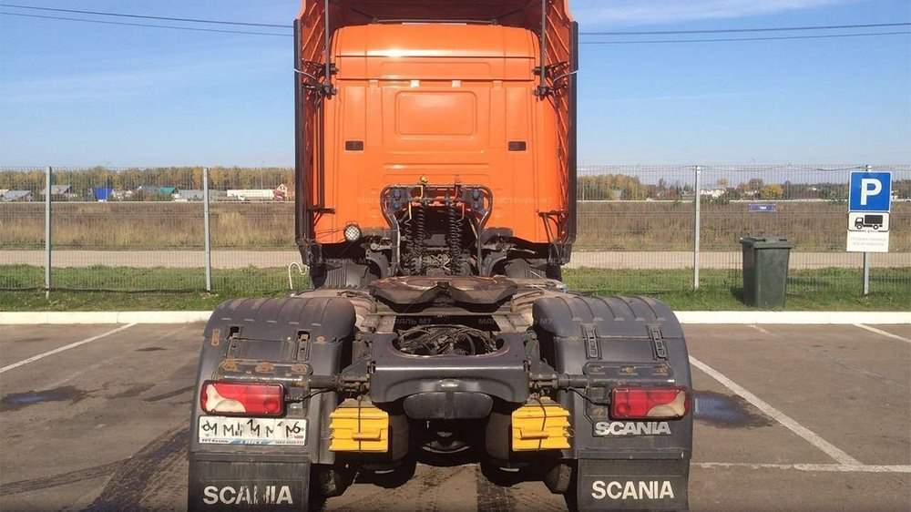 Задняя часть Scania G440